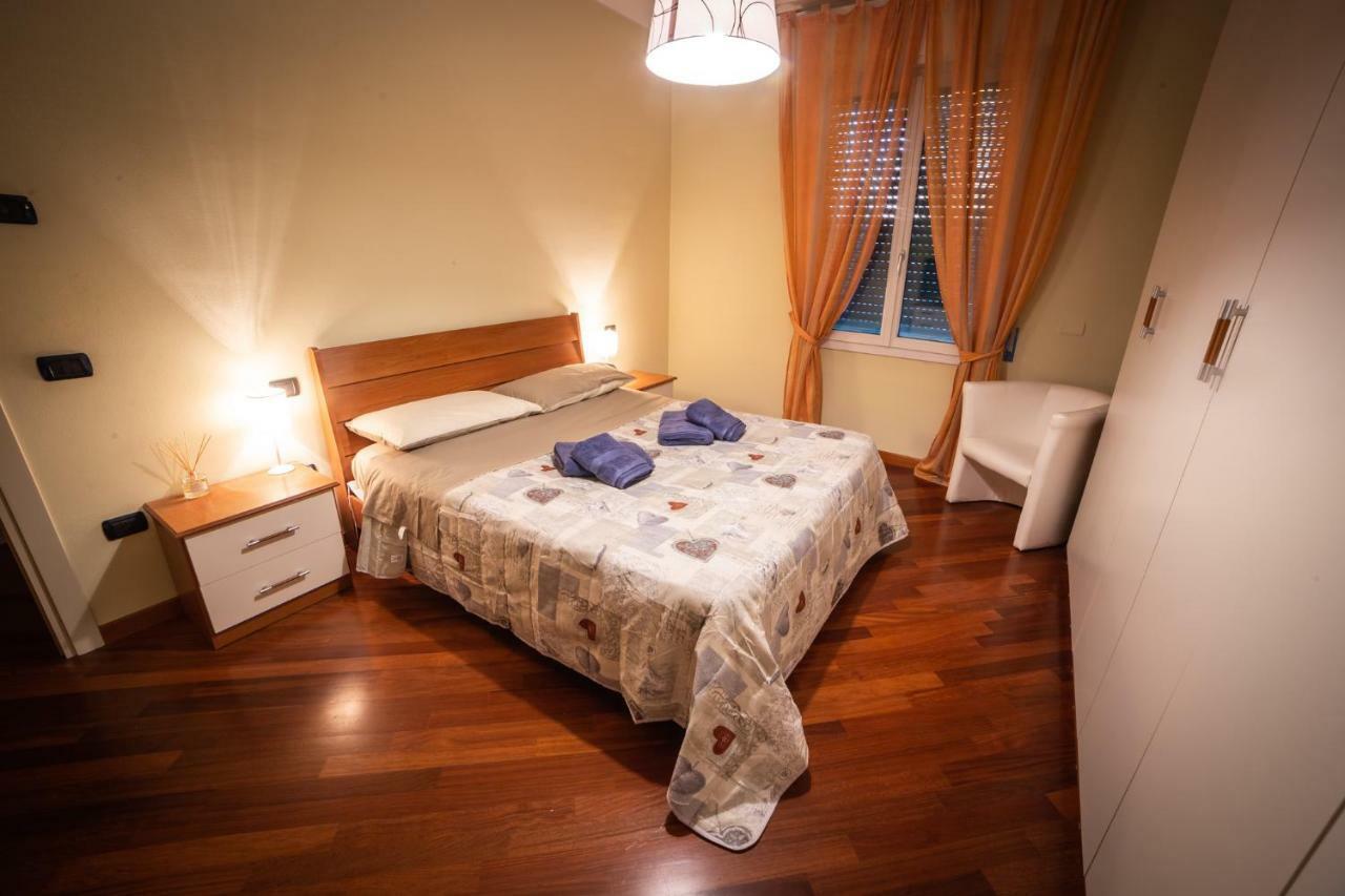 Cinematic Modern Flat, 100 Mt Da Ospedale Leilighet Ravenna Eksteriør bilde